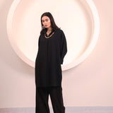 Black collar long tunic top