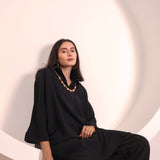 Black collar long tunic top